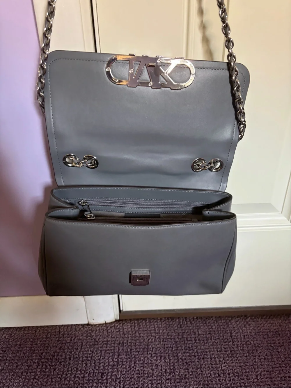 Michael Kors Parker Extra-Large Gray Leather Shoulder Bag with Chain Strap